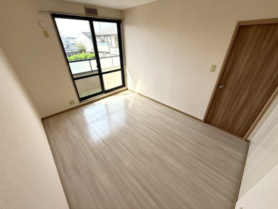 【洋室】 | サンガーデンベルフラット