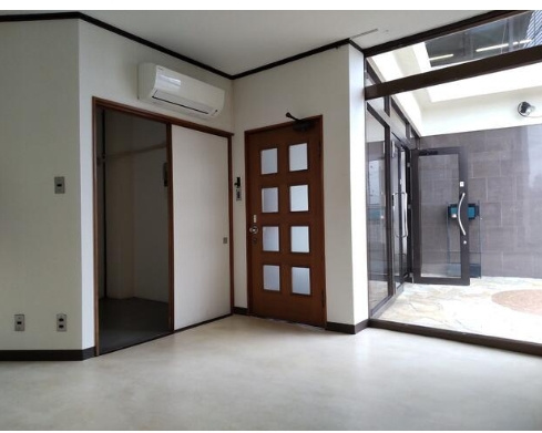 向日市上植野町吉備寺　店舗一部の内装