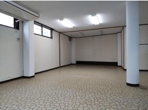 向日市上植野町吉備寺　店舗一部の内装