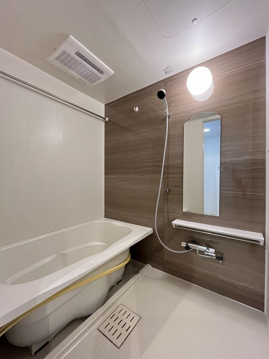 ボワットノワールの浴室|きれいなお風呂です