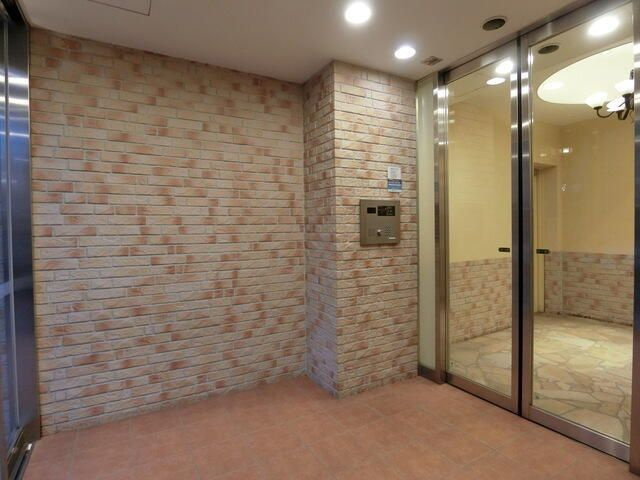 ウィルテラス奥沢 のエントランス|■オートロック■宅配ＢＯＸ■集合ポスト