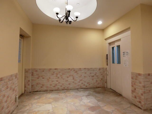 ウィルテラス奥沢 のロビー|■宅配ＢＯＸ■駐輪場■バイク置き場