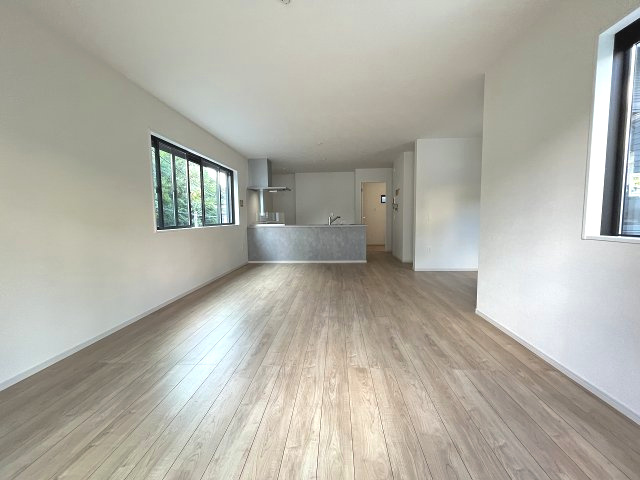 【居間・リビング】 | 福岡市東区香住ケ丘5丁目1期K　1号棟（全1棟）【仲介手数料無料・0円】 | 現地写真。