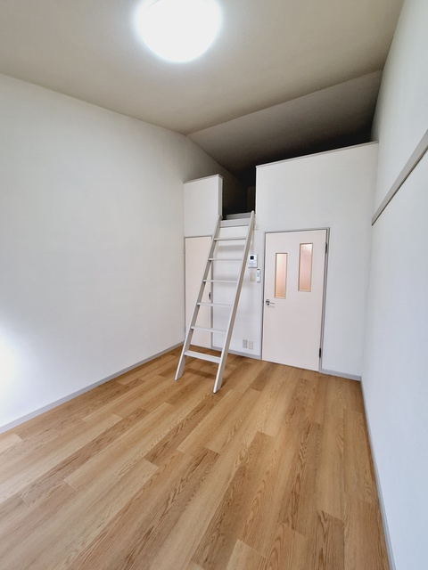 アネックスカオルの寝室