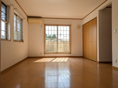 【洋室】 | 大網白里市季美の森南2丁目　中古戸建 | 個人の部屋や寝室として使える洋室です