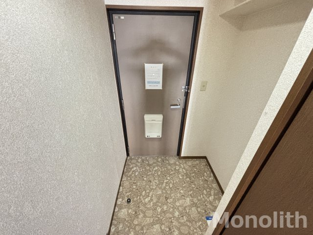 シャンテ小倉の玄関