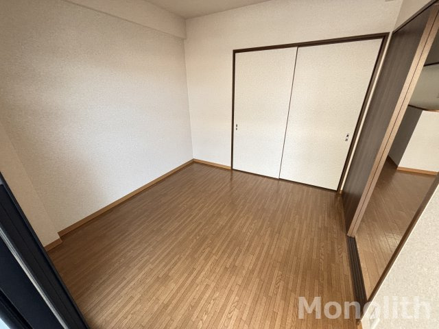 シャンテ小倉の洋室