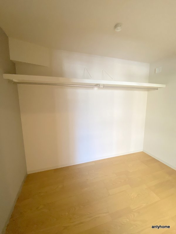 リブウッド大阪城　仲介手数料無料の収納