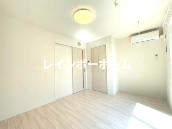 パラシアツーの居間・リビング