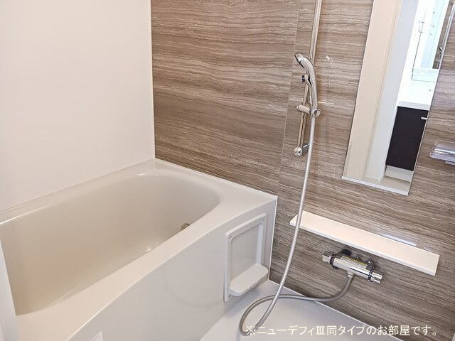 【浴室】 | グラースフルール | きれいなお風呂です