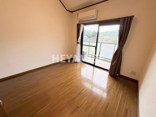 コアマンション住吉グランヒルズの洋室