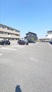 【駐車場】 | リビングタウン中野美保南 B棟