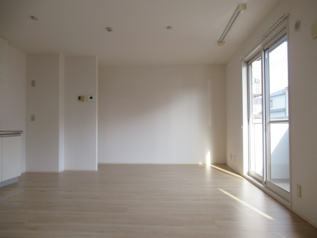 サワーフローラ　A棟の居間・リビング