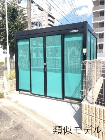 仮）津市久居野村町マンションのエントランス