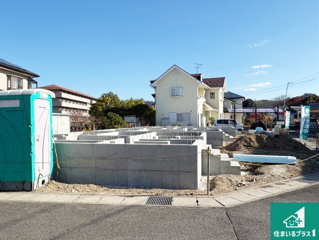 野洲市上屋　第2期　新築一戸建ての外観|周辺は落ち着いた街並みの住宅地！子育てがしやすい住環境です！まだ未完成ですが、現地でしかわからない事もございます。是非一度ご覧ください。