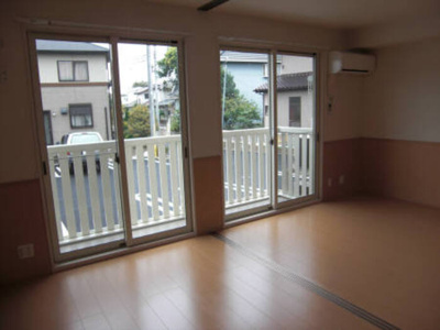 【居間・リビング】 | グランドソレーユ.Ｓ | 室内全景