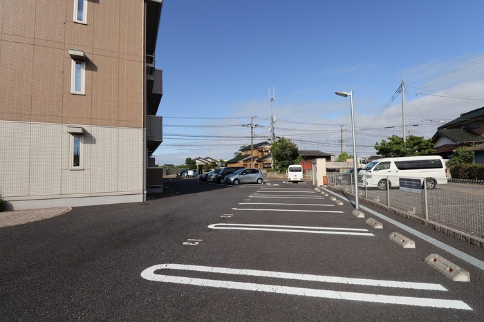 クレア神立の駐車場|駐車場