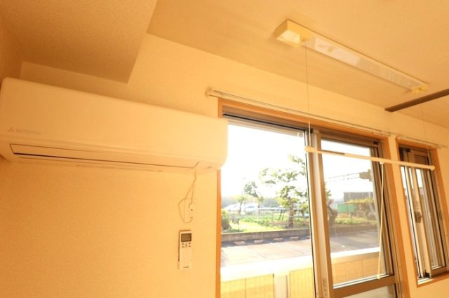 エスポワール Ｂの設備|エアコン・室内物干し