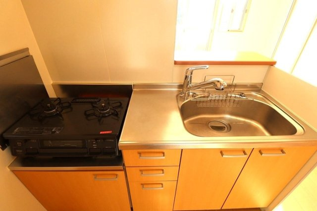 エスポワール Ｂのキッチン|対面キッチン（２口ガスコンログリル付き）