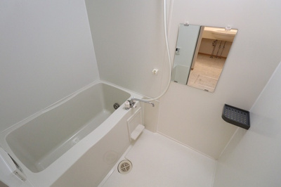 【浴室】 | エスポワール Ｂ | 浴室（追い焚き機能付き）