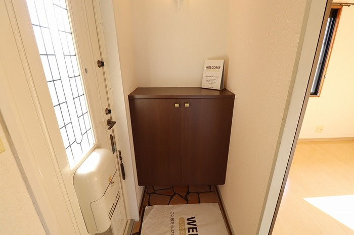 ファミールみつほ Ｂの玄関|シューズボックス