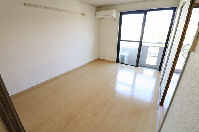 ファミールみつほ Ｂの寝室|洋室