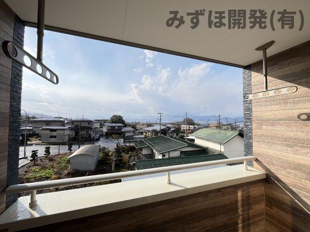 山形市小立四丁目15番17号の浴室