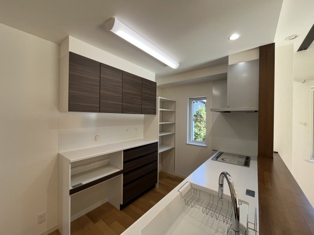 山形市小立四丁目15番17号のキッチン