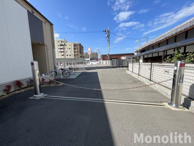 ディーオモンテの駐車場