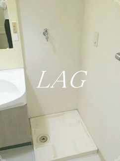 【設備】 | オークヒル領家 | 室内洗濯機置き場です。