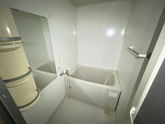 グランドールスクエア の浴室