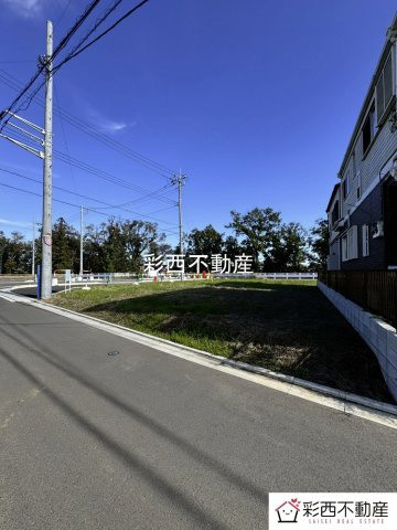 所沢上安松売地の周辺|備された美しい街並みの中、角地で建てる理想の住まい。建築条件なしの自由設計で家族の夢を実現。