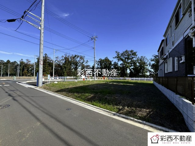 所沢上安松売地の周辺|家族の笑顔があふれる街並み。整然とした角地で建築条件なし、自由設計で理想の暮らしを。