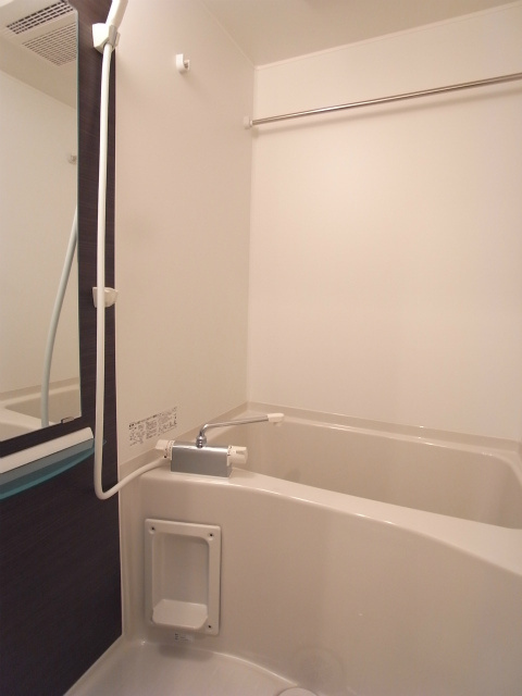 リブリ・SOPHIA喜沢の浴室|きれいなお風呂です