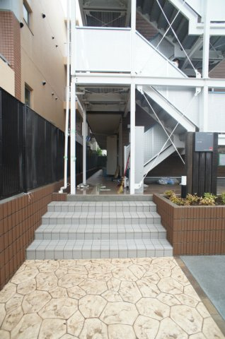 リブリ・欅のエントランス|建物の内部です