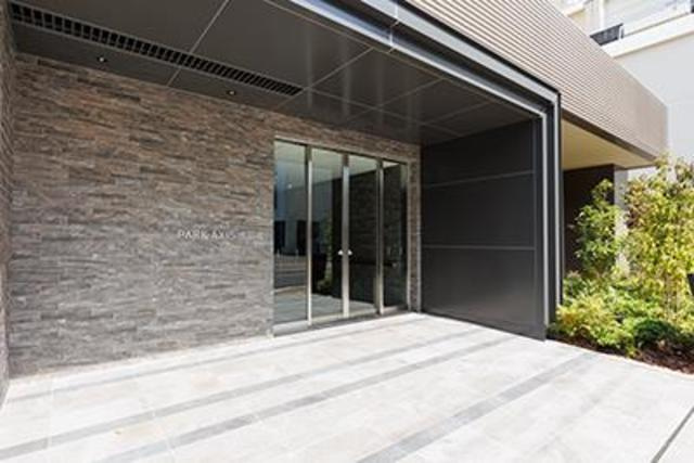 パークアクシス赤羽南のエントランス|建物の内部です