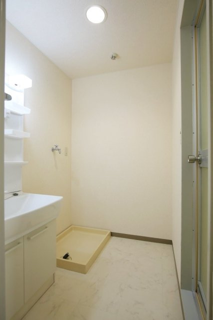 グリーンゲーブルの洗面所|コンパクトで使いやすい洗面所