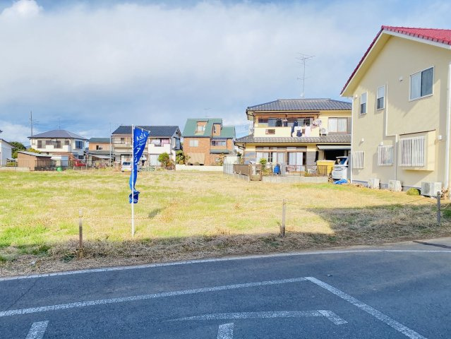 敷地面積105坪　売地　川越市笠幡の外観|建築条件なし！お好きなハウスメーカーで建築可能です♪土地有効面積80坪！本下水利用可！