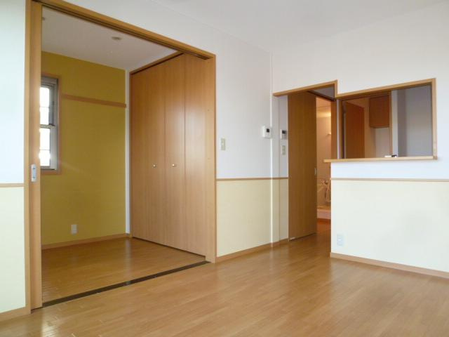 ロジュマンの居間・リビング|ゆったりとしたリビングです