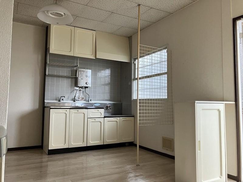 ハイツ　リスボアの居間・リビング|ゆったりとした居間です