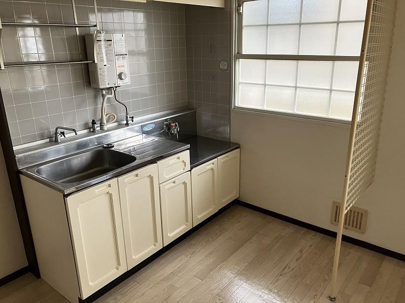 ハイツ　リスボアのキッチン|お料理しやすいキッチンです