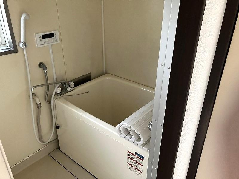 ハイツ　リスボアの浴室|コンパクトで使いやすいお風呂です