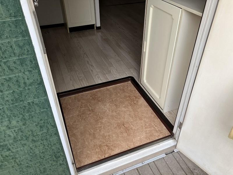 ハイツ　リスボアの玄関|シンプルで使いやすい玄関です