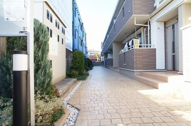 エミナンス南町のエントランス|落ち着いたエントランスです