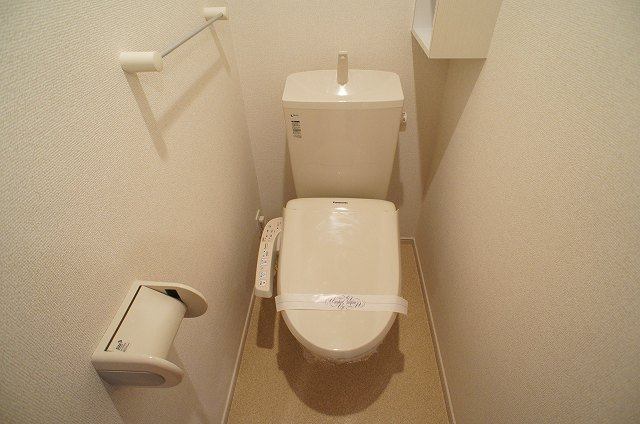 エミナンス南町のトイレ|落ち着いたトイレです