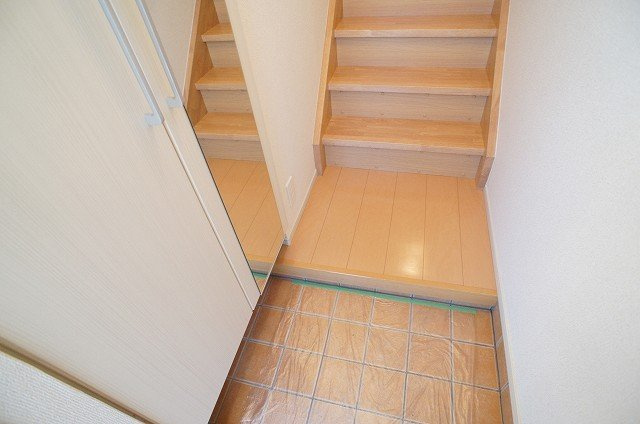 エミナンス南町の玄関|シンプルで使いやすい玄関です