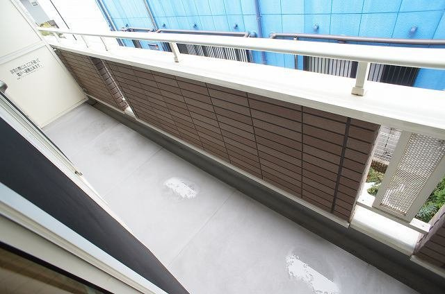 エミナンス南町のバルコニー|落ち着いた時間を過ごせるバルコニーです