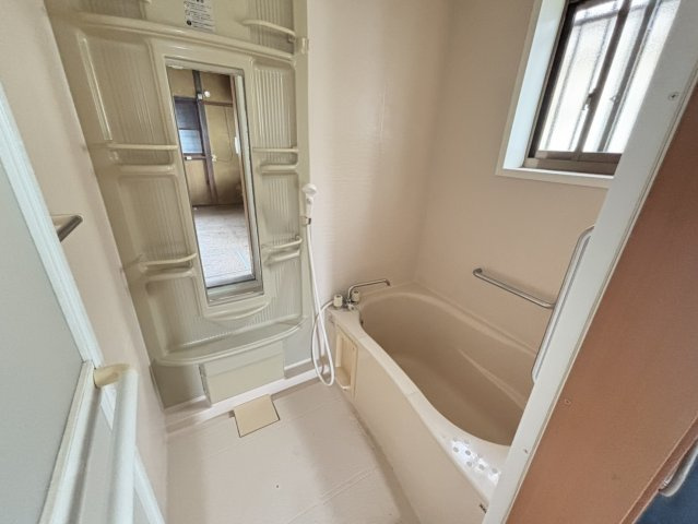 【浴室】の画像