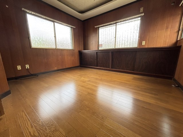 高倉　平屋の洋室