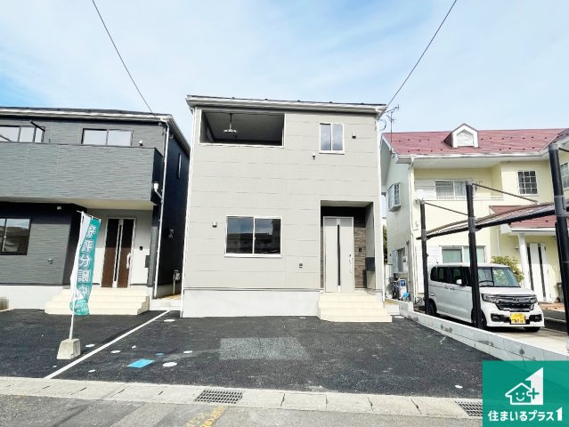 野洲市上屋　第2期　新築一戸建ての外観|流行に左右されないシンプルな外観！